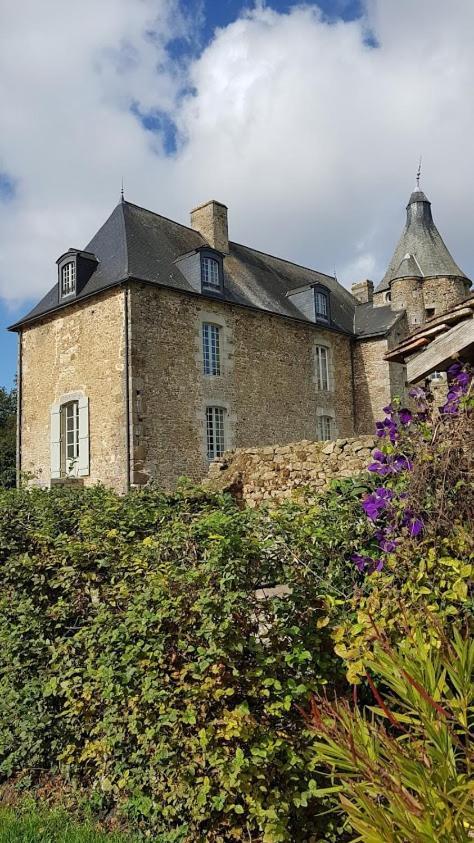 Pensjonat L'Annexe Du Plessis Bochard Saint-Pierre-des-Nids Zewnętrze zdjęcie